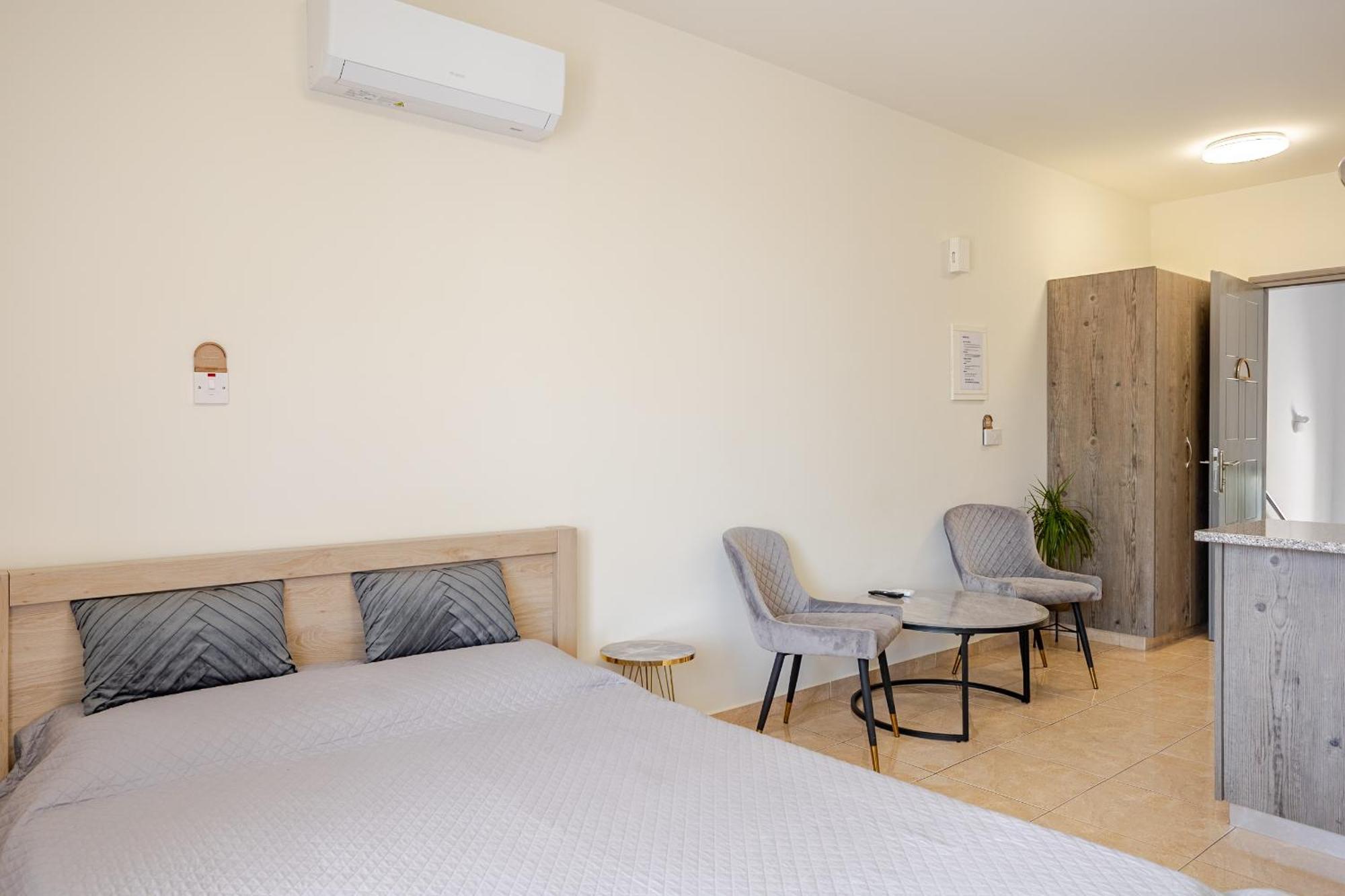 Danaos Seaside 104 With Pool In Tourist Area Appartement *